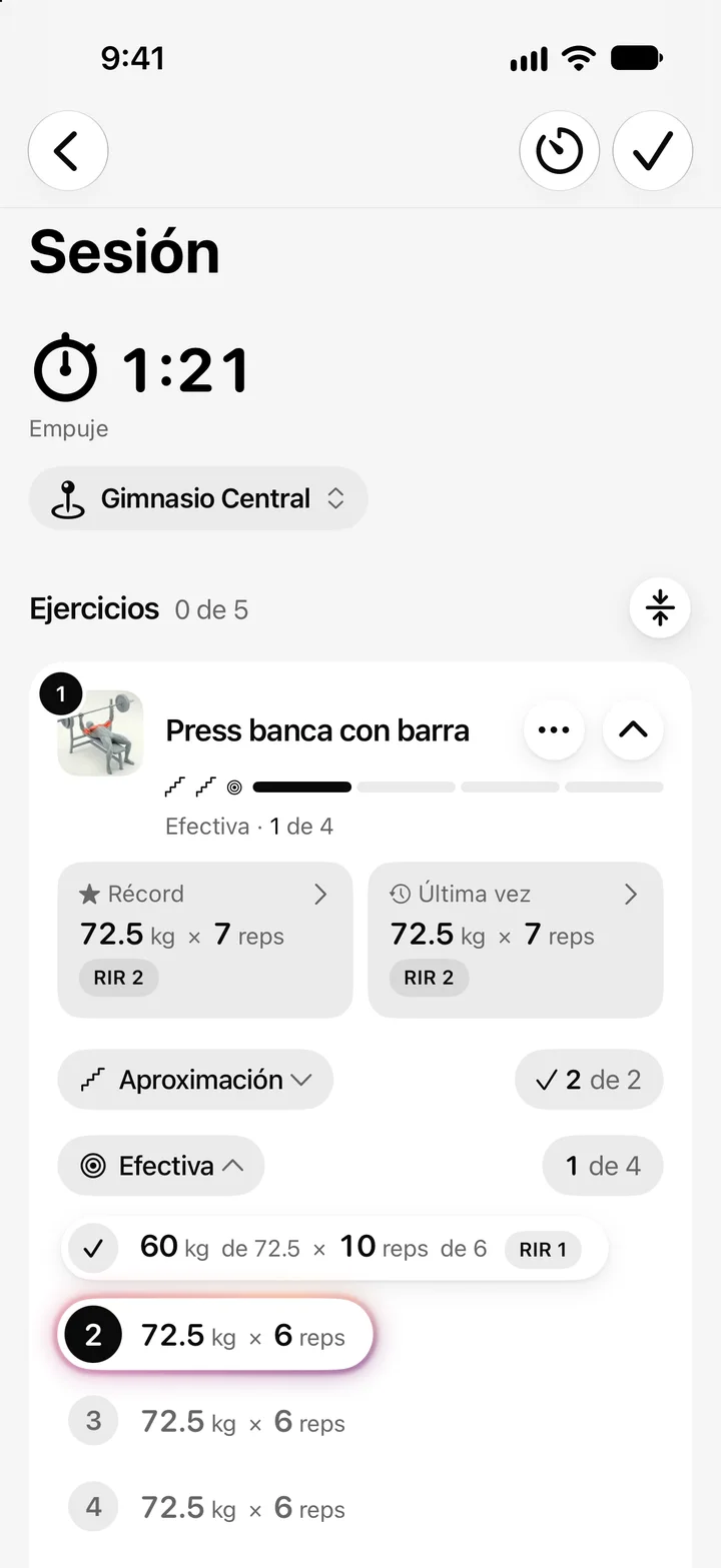Tarjeta de un ejercicio en Aura con el récord anterior y la última vez.